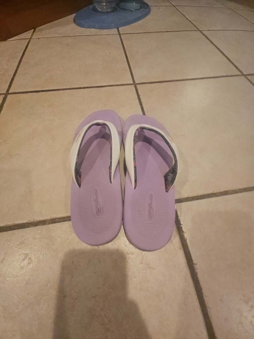 Aerothotic Women's lavender Floral Thong Flip-Flop Sandals